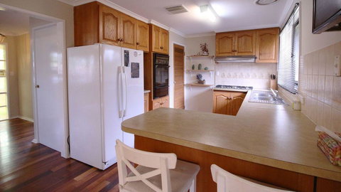 Spacious And Cozy Home Next To Glen Waverley - Sydney Resort 3