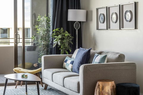 SPACIOUS BRAND NEW // 1BR // IN GORGEOUS BARTON - Sydney Resort 3