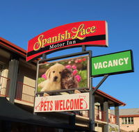 Spanish Lace Motor Inn - Sydney Resort