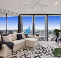 SPIRE - Fast Internet Monthly Stays w Carpark - Accommodation Sydney