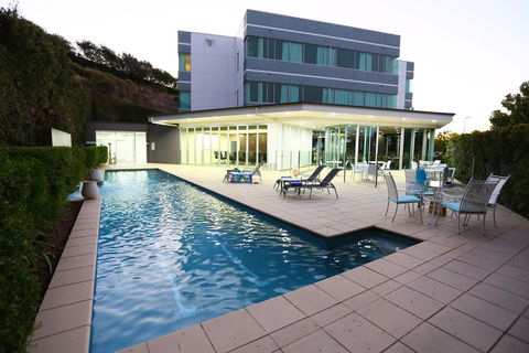 Springfield Lakes Boutique Hotel - Sydney 4u 0