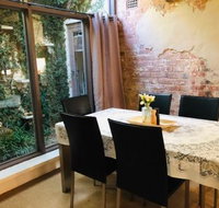 Stanton House CentralPets WelcomeFree WiFiBreakfast - Accommodation Sydney