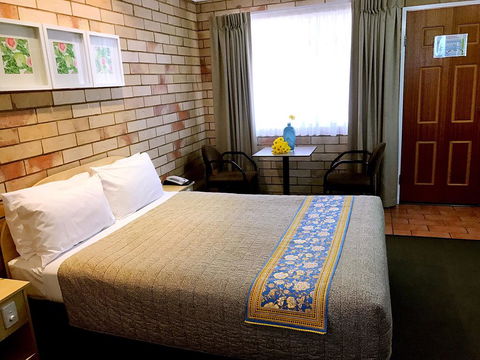 Starlight Motor Inn - Sydney 4u 2