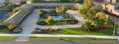 Statesman Motor Inn - Accommodation Sydney 0