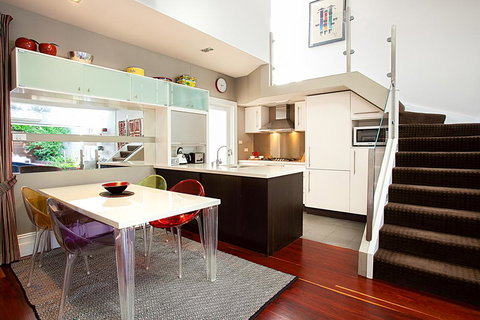 Striking Open Plan Home In Quiet Inner-city Area - Sydney Resort 3