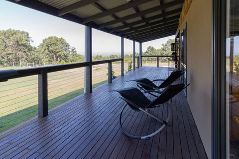 Studio 165 Hidden Gem On 50 Acres With Bay Views - Accommodation Sydney 0