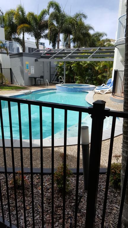 Studio Apartment Mooloolaba Beach Holiday Management - Sydney 4u 2