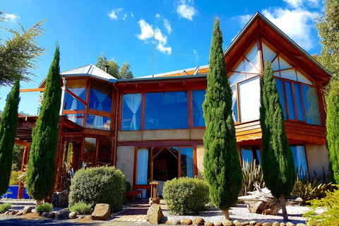 STUNNING HOME WITH AMAZING VIEWS - Just 20 Mins To The City And Only 10 To MONA! - Sydney 4u 3