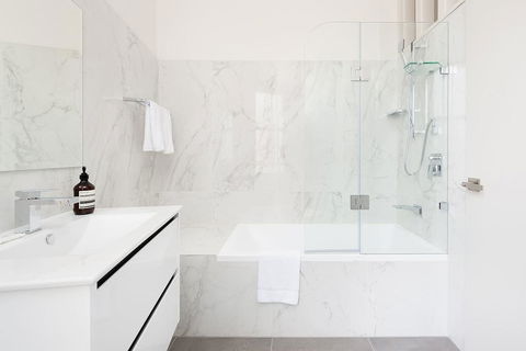 STUNNING SYDNEY HOME 6 - Accommodation Sydney 2