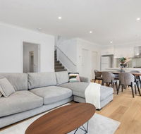 Style Comfort and Convenience - Sydney 4u