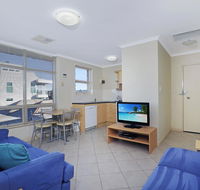 Stylish Comfortable 2 bdrm Glenelg North - Sydney 4u