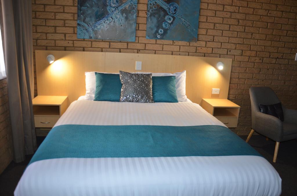 Wyalla Plaza QLD Sydney 4u