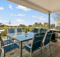 Sunrise at Smiths Beach - Sydney Resort