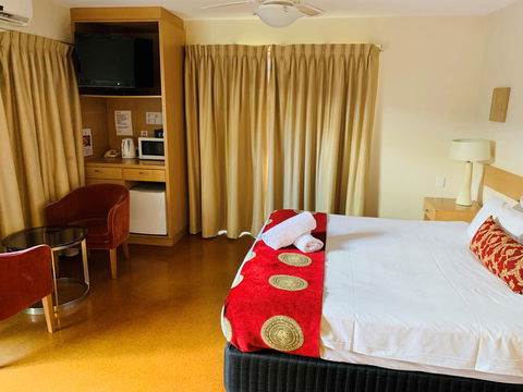 Swan Valley Oasis Resort - Sydney 4u 2