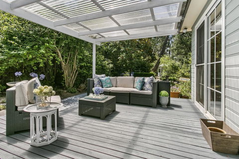 Swanbrook - Accommodation Sydney 0