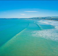 Tahren Beachfront Shack - Sydney 4u
