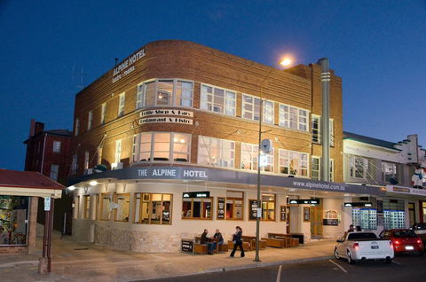 The Alpine Hotel - Sydney 4u 0