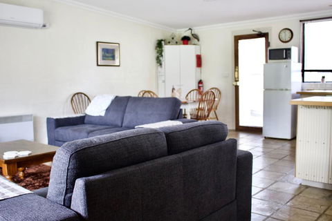 The Apartment - Moyston - Sydney 4u 0