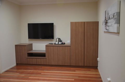The Australian Hotel Motel - Sydney 4u 3