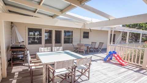 The Banksia - 3 Banksia Court, Normanville - Sydney 4u 3