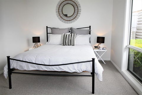 The Beach House - Point Turton - Sydney 4u 3
