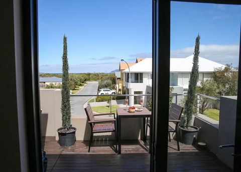 The Beach House At Bayside - Sydney 4u 1