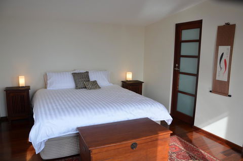 Yolla Beach House - Sydney 4u 4