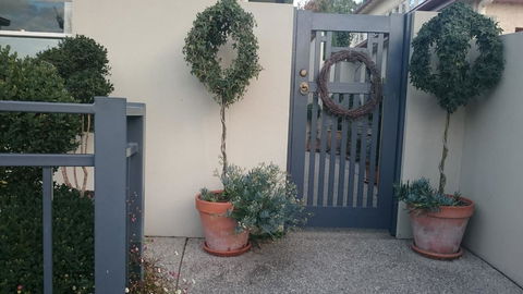 Topiary Haven - Sydney 4u 12