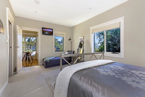 Topiary Haven - Sydney 4u 9