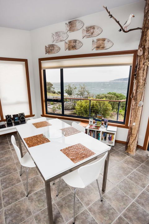 Larus Waterfront Cottage - Sydney 4u 9