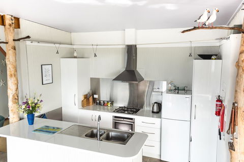 Larus Waterfront Cottage - Sydney 4u 7