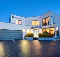 Madsen Retreat - Sydney 4u