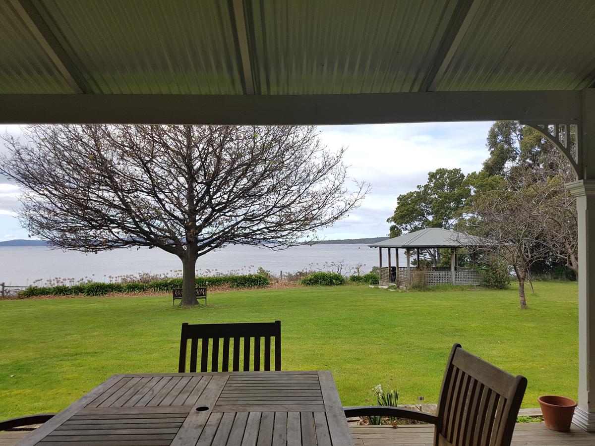 Flowerpot TAS Sydney Resort