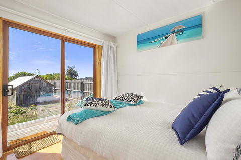 Aqua Beachfront! - Sydney 4u 16