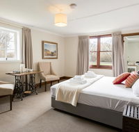 Ratho Farm - Sydney 4u