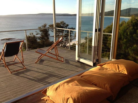 Holland House Bay Of Fires - Sydney 4u 16