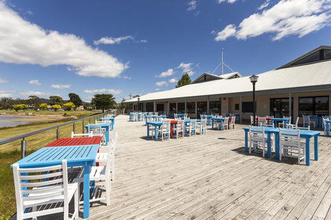 Panorama Hotel St Helens - Sydney 4u 3