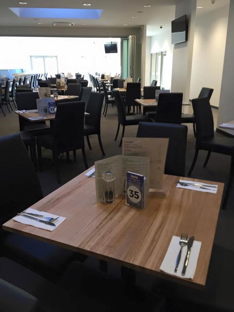 Risdon Brook Hotel - Accommodation Sydney 2