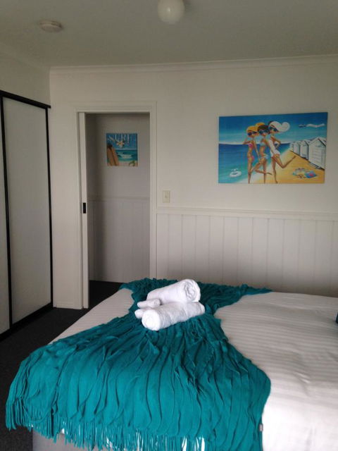 KINGFISHER COTTAGE Beachfront At The Binalong Bay - Accommodation Sydney 25
