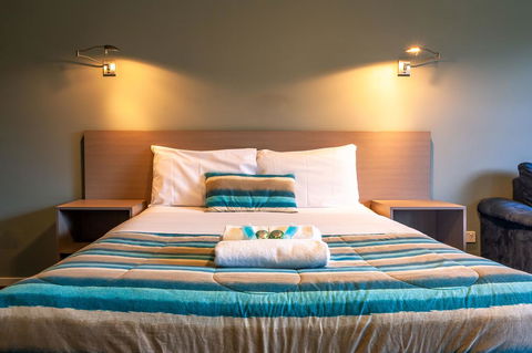 Kingston Hotel - Sydney 4u 10