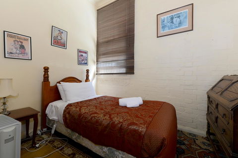 Edinburgh Gallery Bed & Breakfast - Accommodation Sydney 28