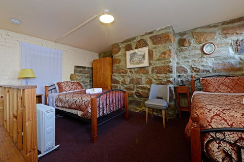 Edinburgh Gallery Bed & Breakfast - Accommodation Sydney 10