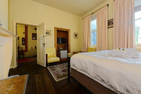 Edinburgh Gallery Bed & Breakfast - Accommodation Sydney 23