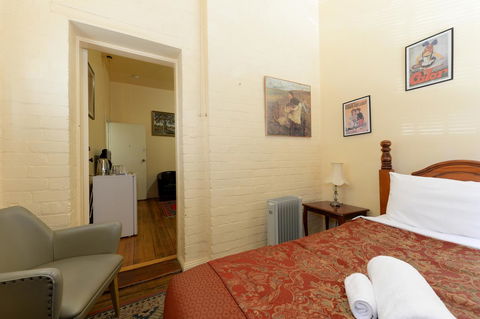 Edinburgh Gallery Bed & Breakfast - Accommodation Sydney 13
