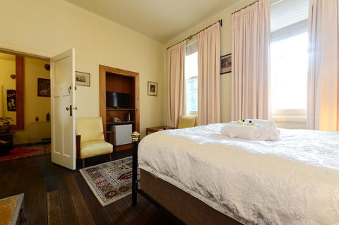 Edinburgh Gallery Bed & Breakfast - Accommodation Sydney 21