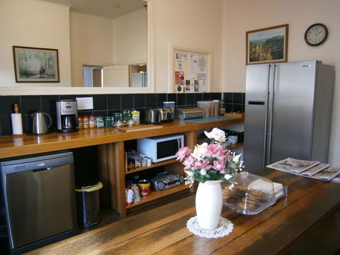 Edinburgh Gallery Bed & Breakfast - Accommodation Sydney 5