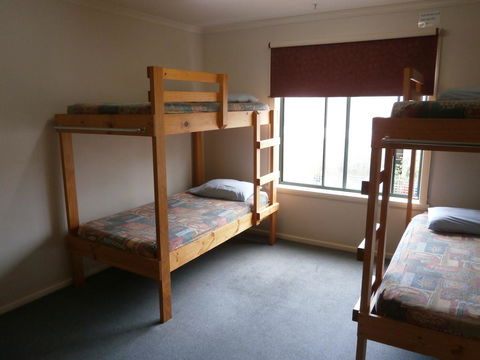 Launceston Backpackers - Sydney 4u 1