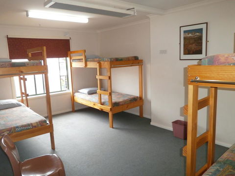 Launceston Backpackers - Sydney 4u 2