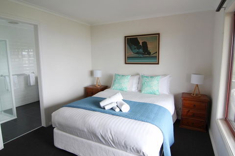 DOLPHIN LOOKOUT COTTAGE - Amazing Views Of The Bay Of Fires - Sydney 4u 10