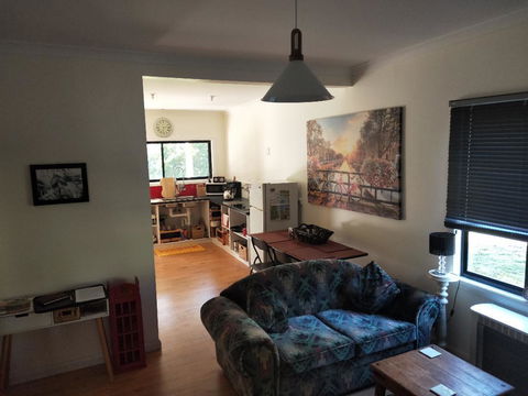 Wanderlust Cottage - Sydney 4u 6